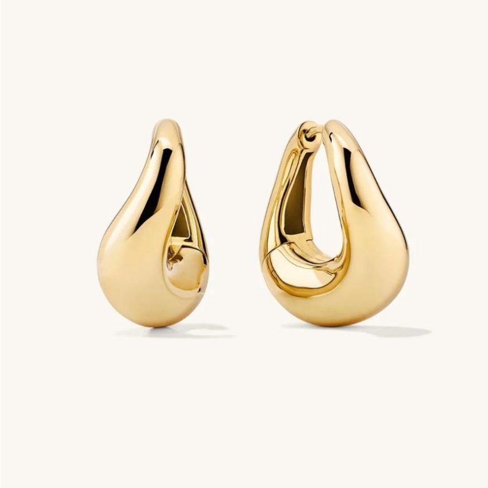 Mejuri Gold Figure Dome Hoops